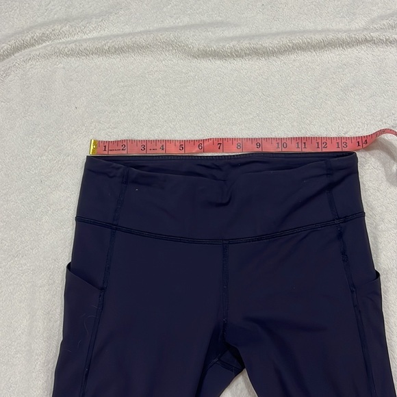 Lululemon Capris Leggings - Picture 4 of 11